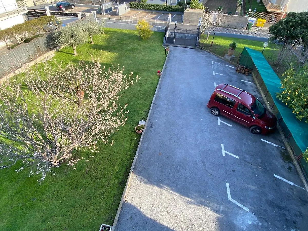 I Fiori Di Pietra Aparthotel Pietra Ligure