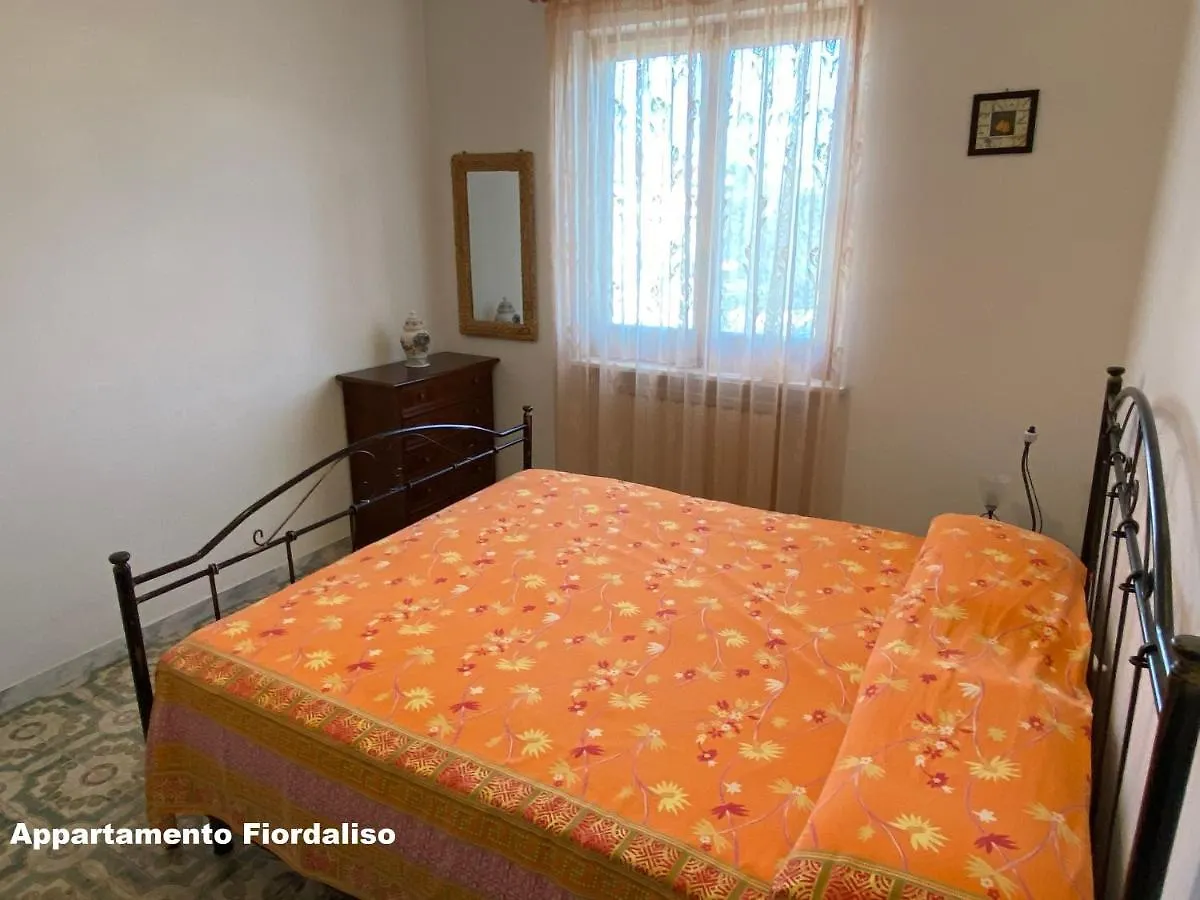 I Fiori Di Pietra Aparthotel Pietra Ligure