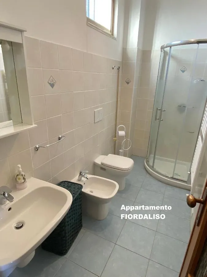 I Fiori Di Pietra Aparthotel Pietra Ligure
